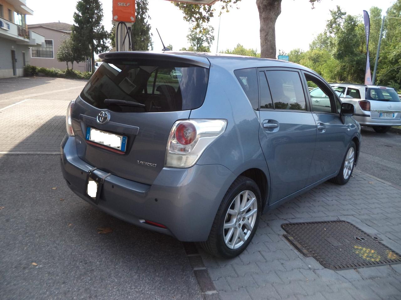 Toyota Verso 2.0 D Luxury Pack 7 posti UNIPROPRIETARIO BELLA