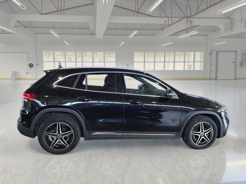 MERCEDES-BENZ EQA 250 PREMIUM SUV