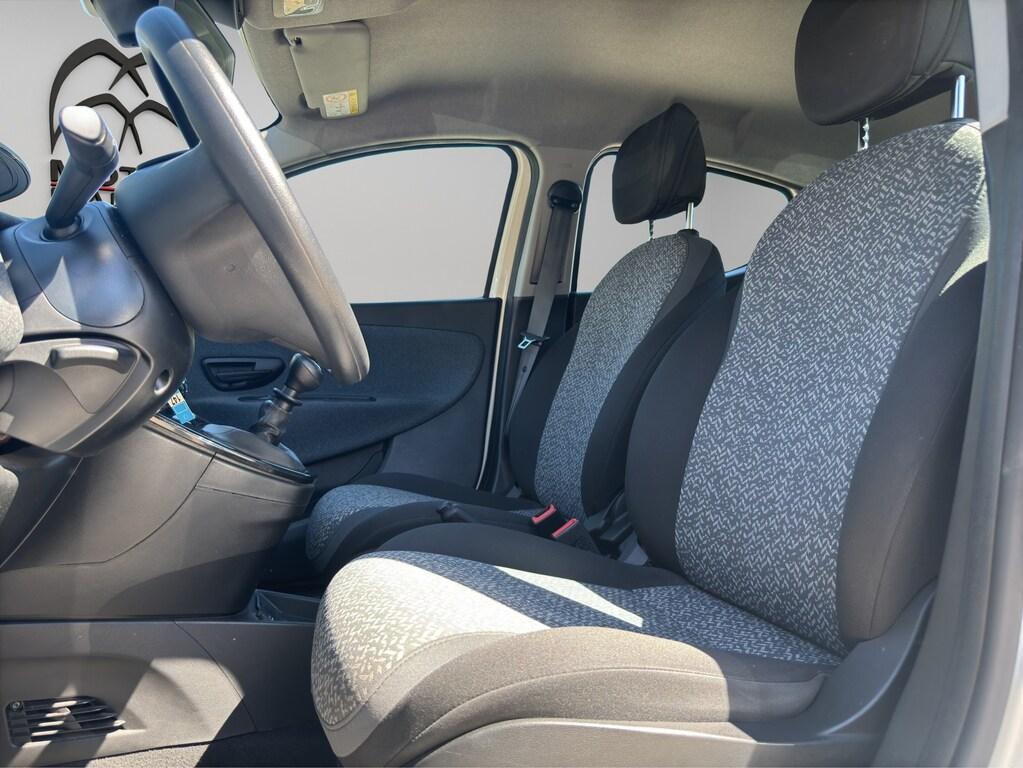Lancia Ypsilon 5 Porte 1.0 FireFly Hybrid Silver