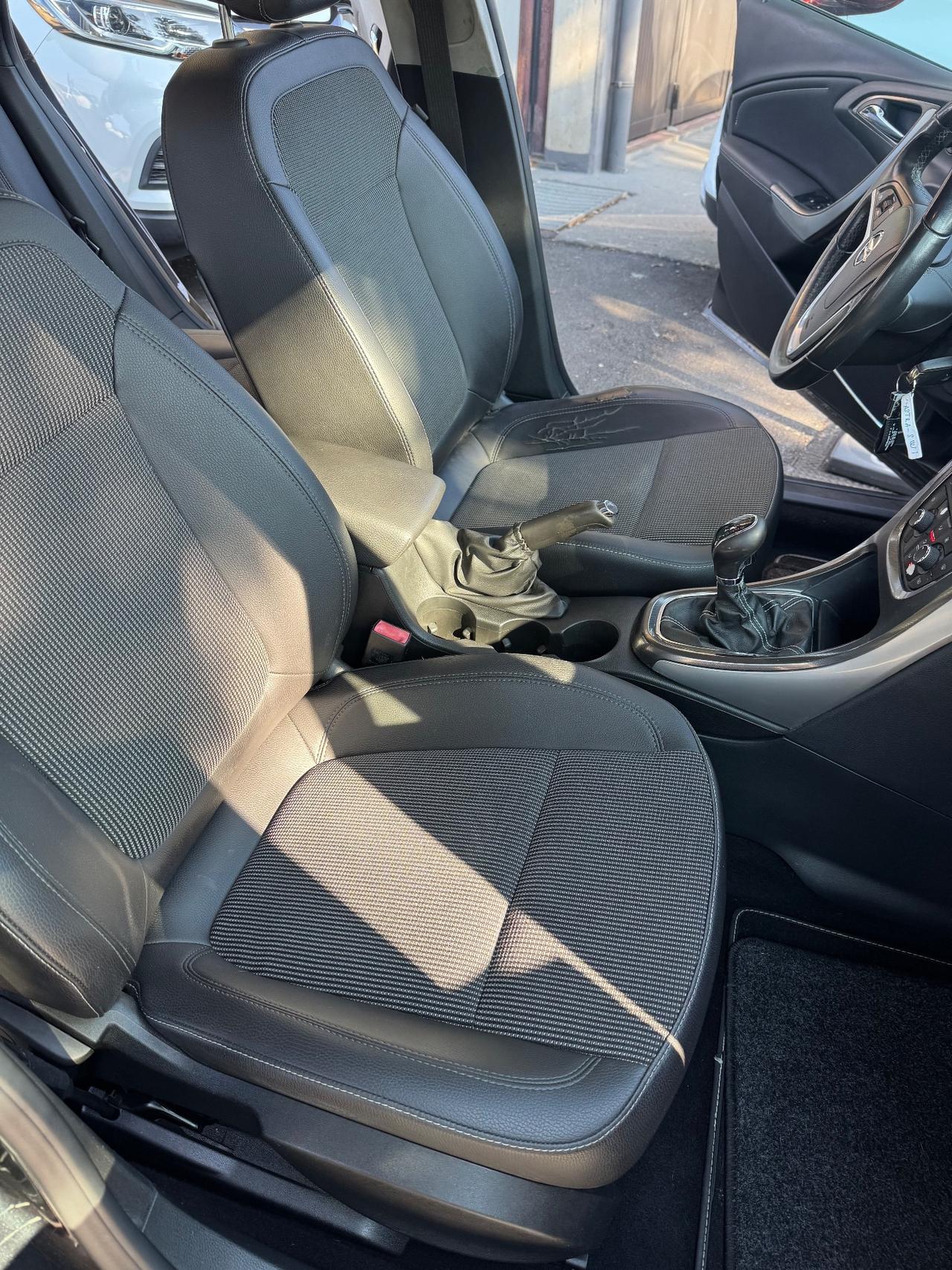 Opel Astra 1.7 CDTI 110CV Sports Tourer Cosmo