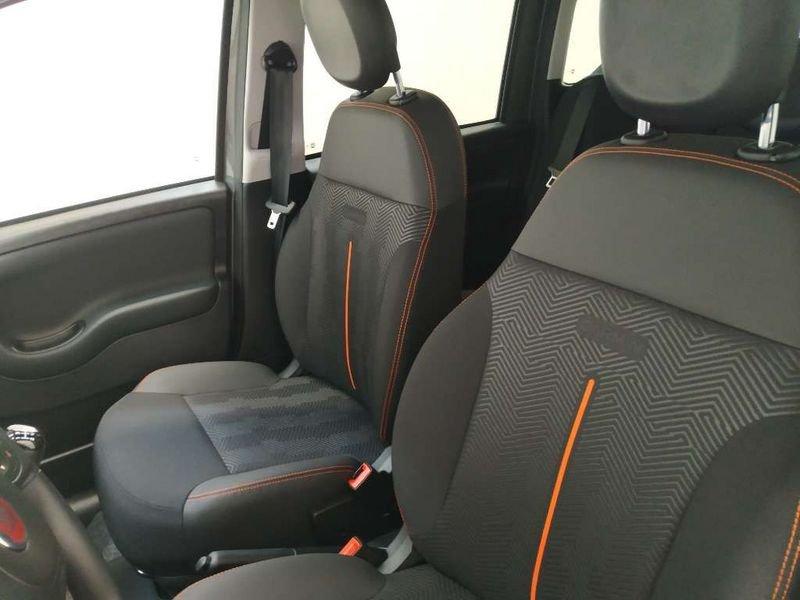 FIAT Panda Cross Panda 1.0 firefly hybrid Garmin s&s 70cv 5p.ti