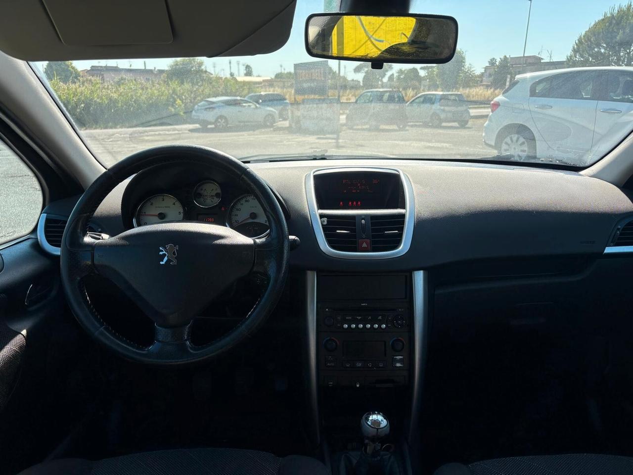 Peugeot 207 1.4 HDi 70CV 5p. ONE Line