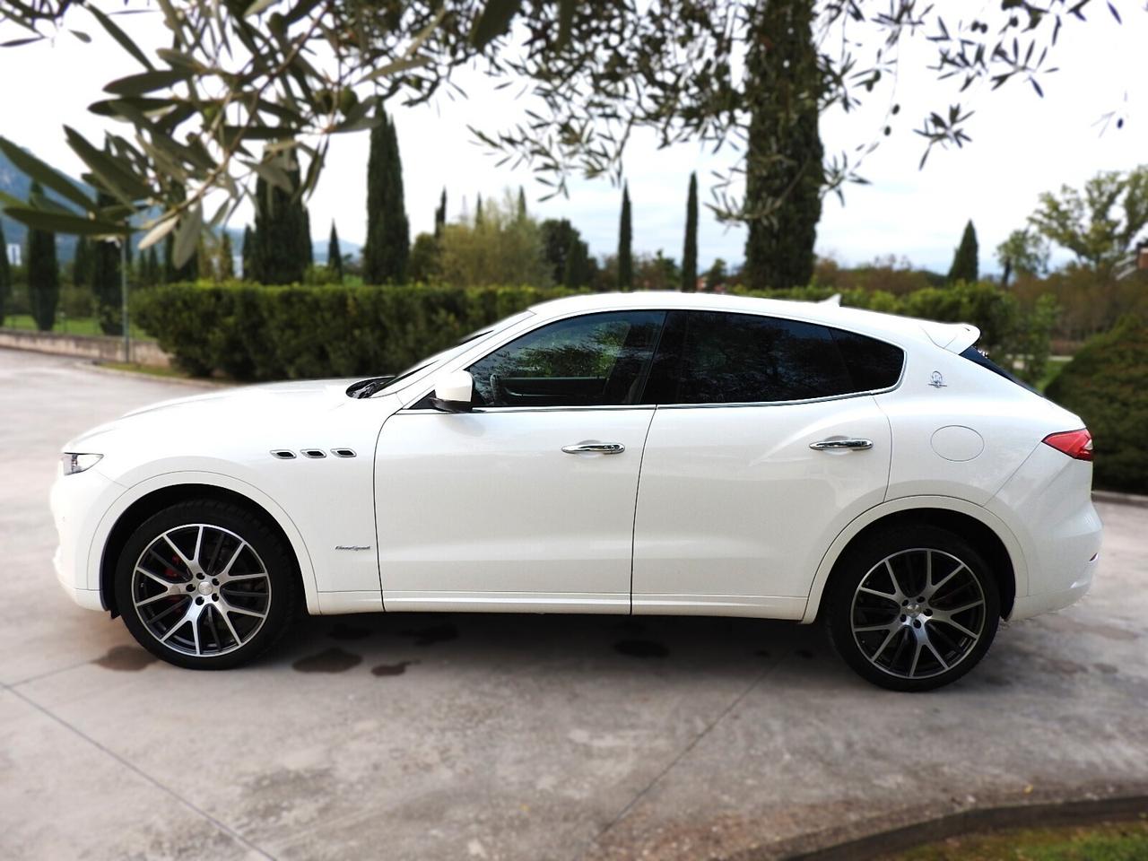 Maserati Levante V6 Diesel 275 CV AWD
