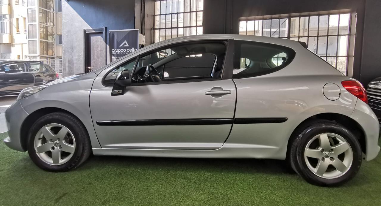 Peugeot 207 1.4 VTi 95CV SPORT GARANZIA 12 MESI