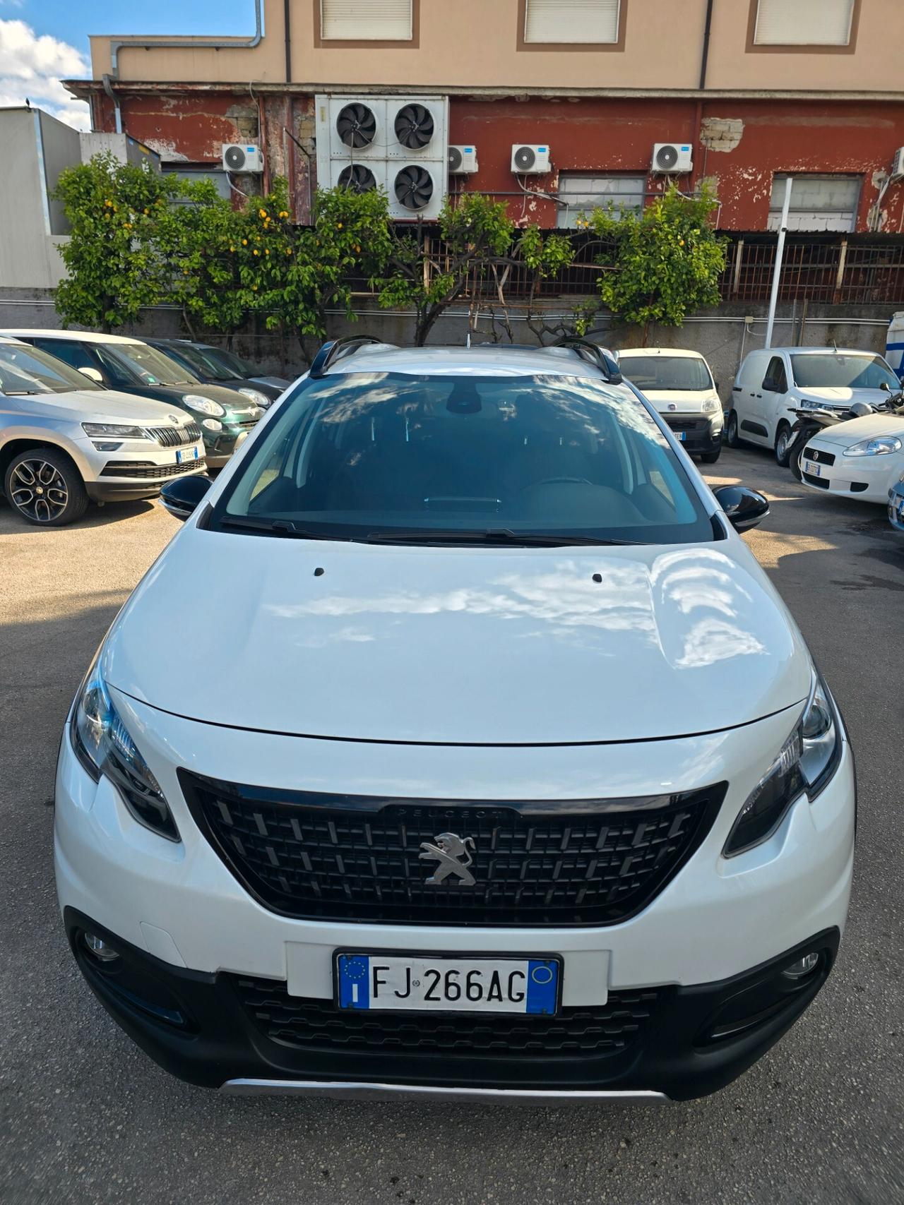 Peugeot 208 BlueHDi 100 5 porte GT Line