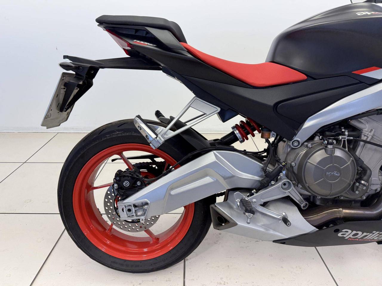 APRILIA Tuono 660