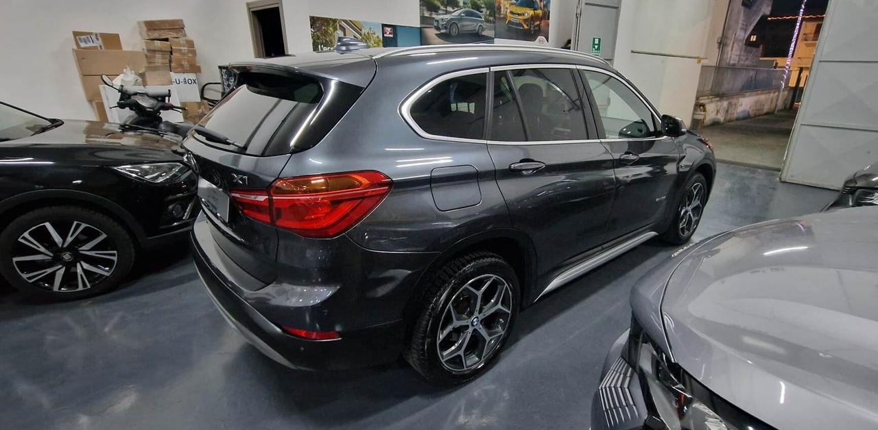 Bmw X1 sDrive18d xLine Tetto apribile