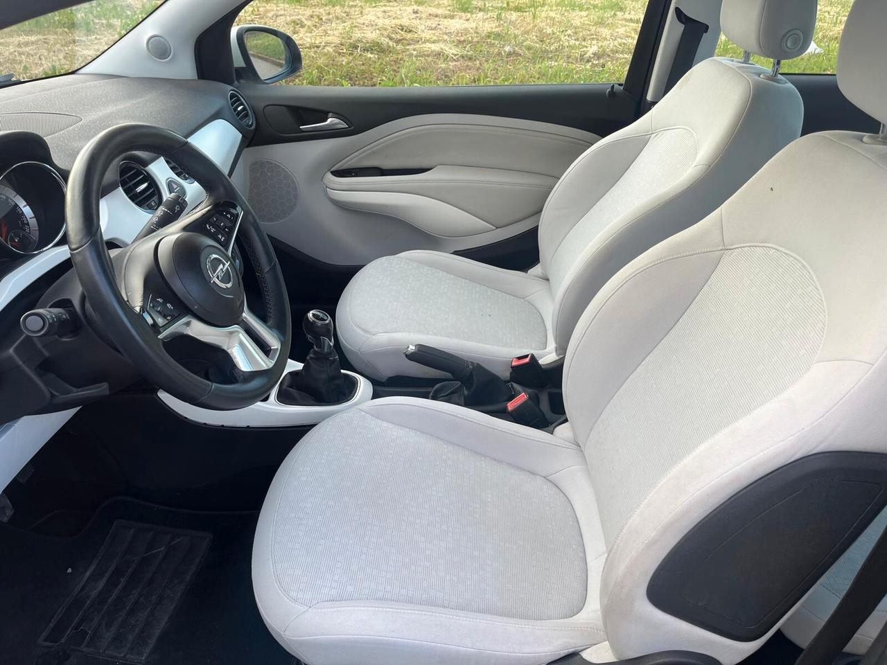 Opel Adam 1.2 70 CV