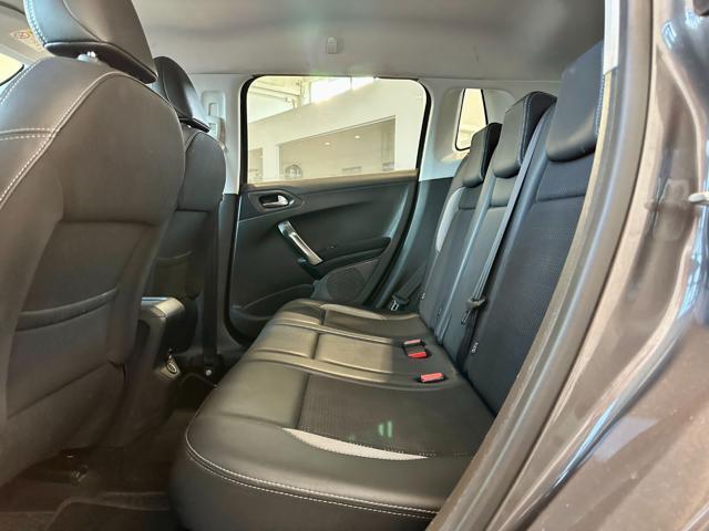 PEUGEOT 2008 BlueHDi 100 Allure *NEOPATENTATI*DISTRIBUZIONE OK*
