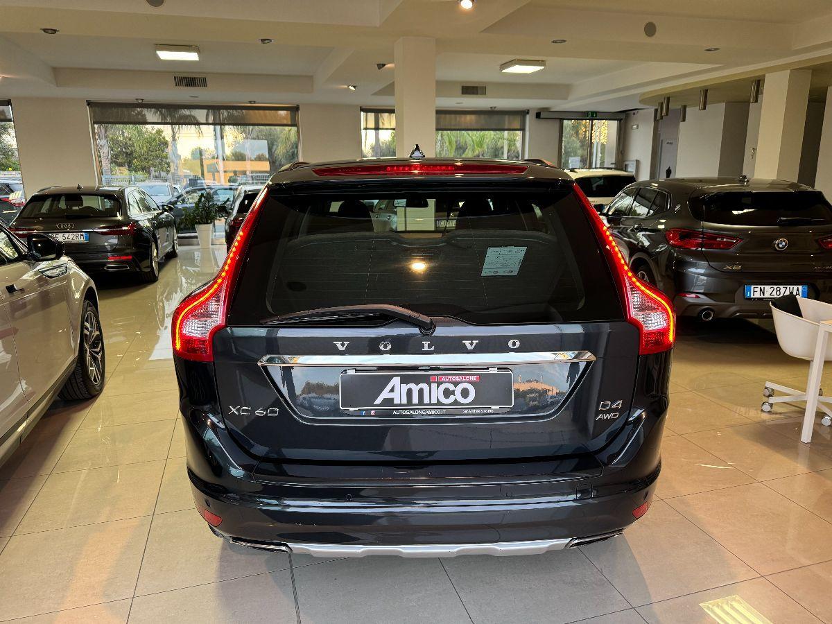 VOLVO - XC60 - 2.4 D4 AWD Geartronic Momentum solo 90.000km