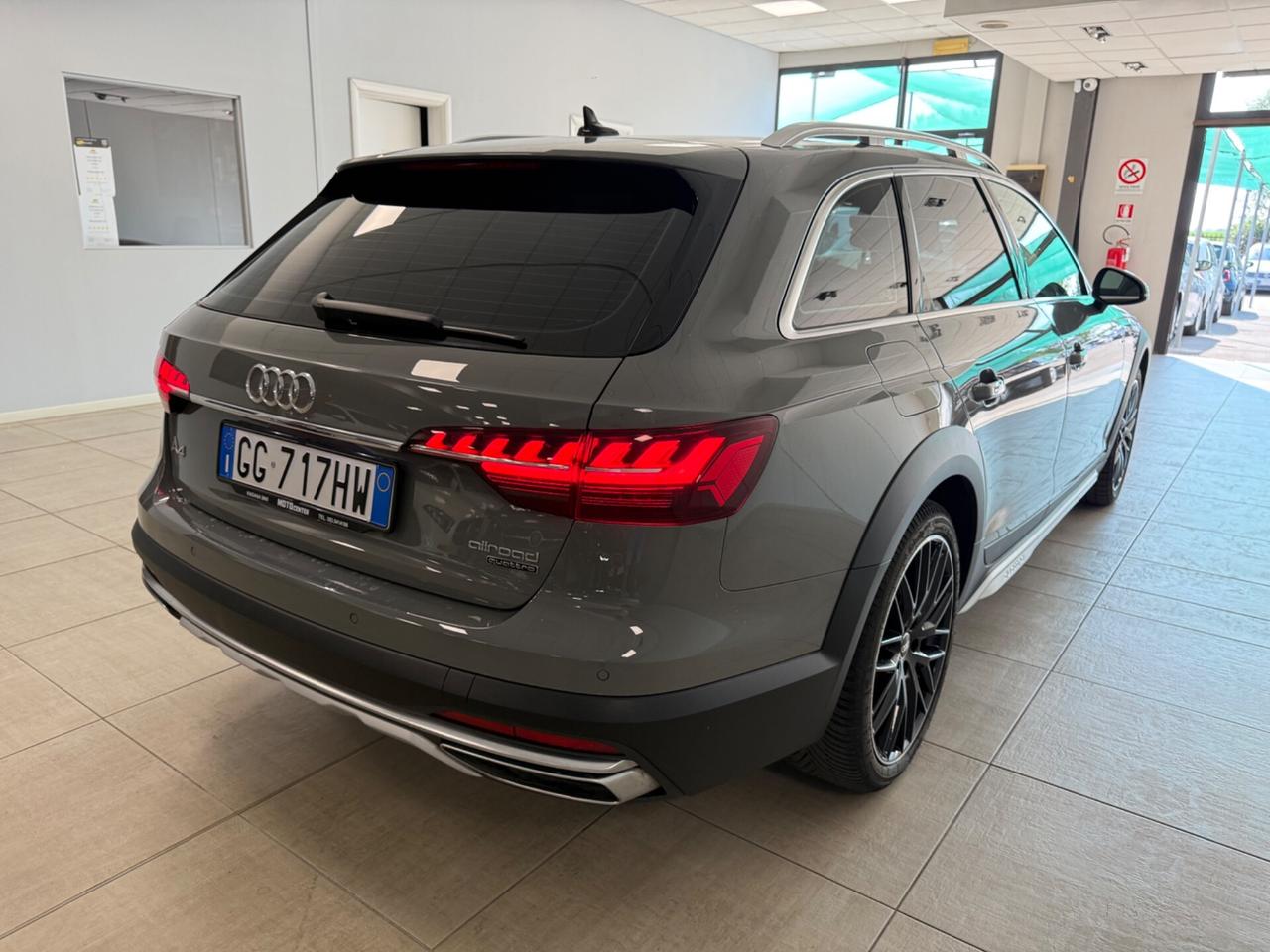 Audi A4 allroad 40 TDI 204 CV S tronic Identity Contrast