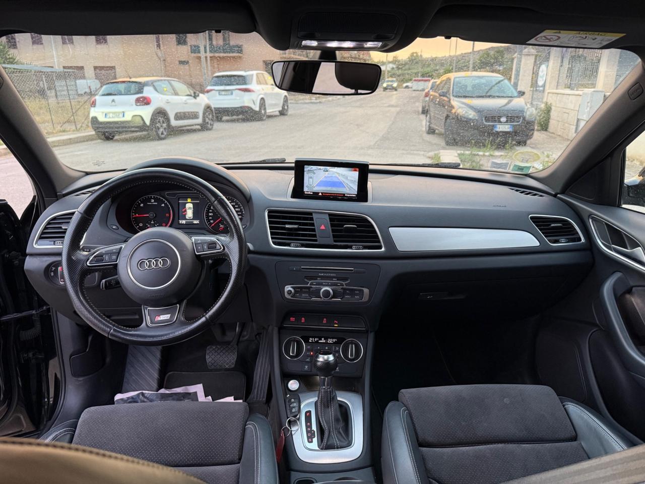 Audi Q3 2.0 TDI 150 CV S tronic S-lline