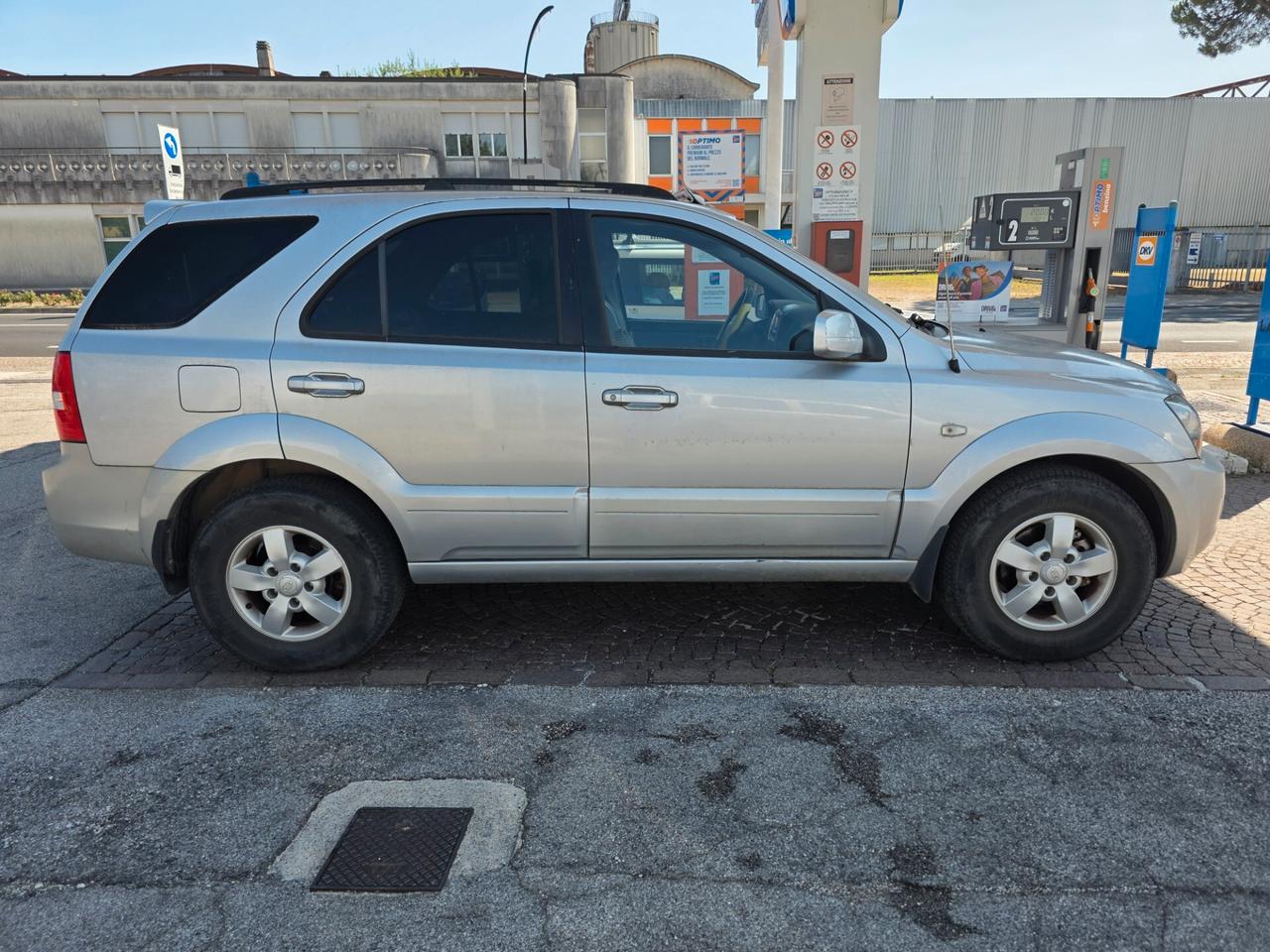 Kia Sorento 2.5 16V CRDI VGT 4WD con 212.000km Frizione da rifare