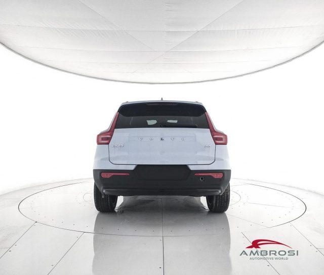 VOLVO XC40 B3 Mild hybrid Benzina Plus Dark