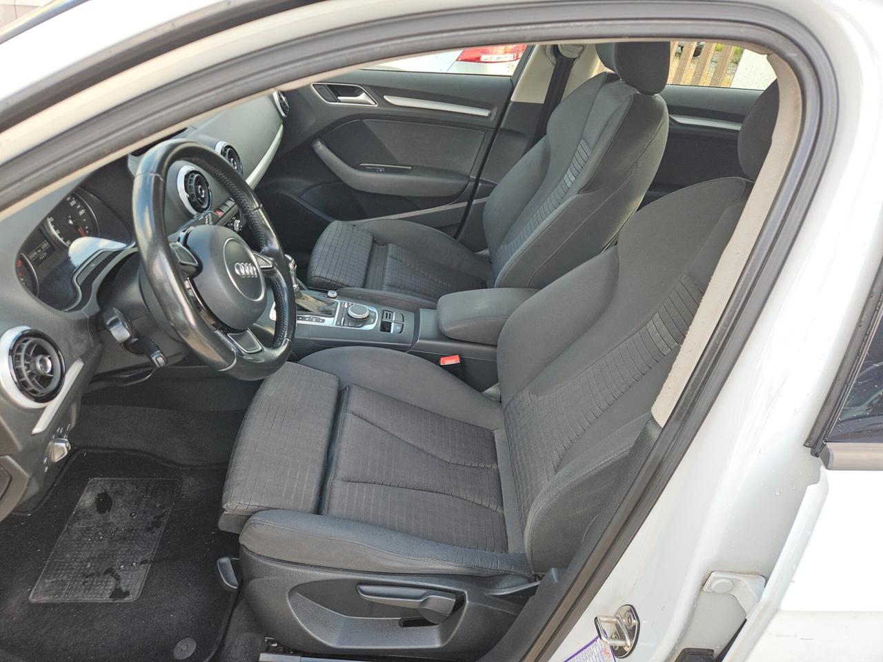 Audi A3 1.6 TDI clean diesel S tronic Business