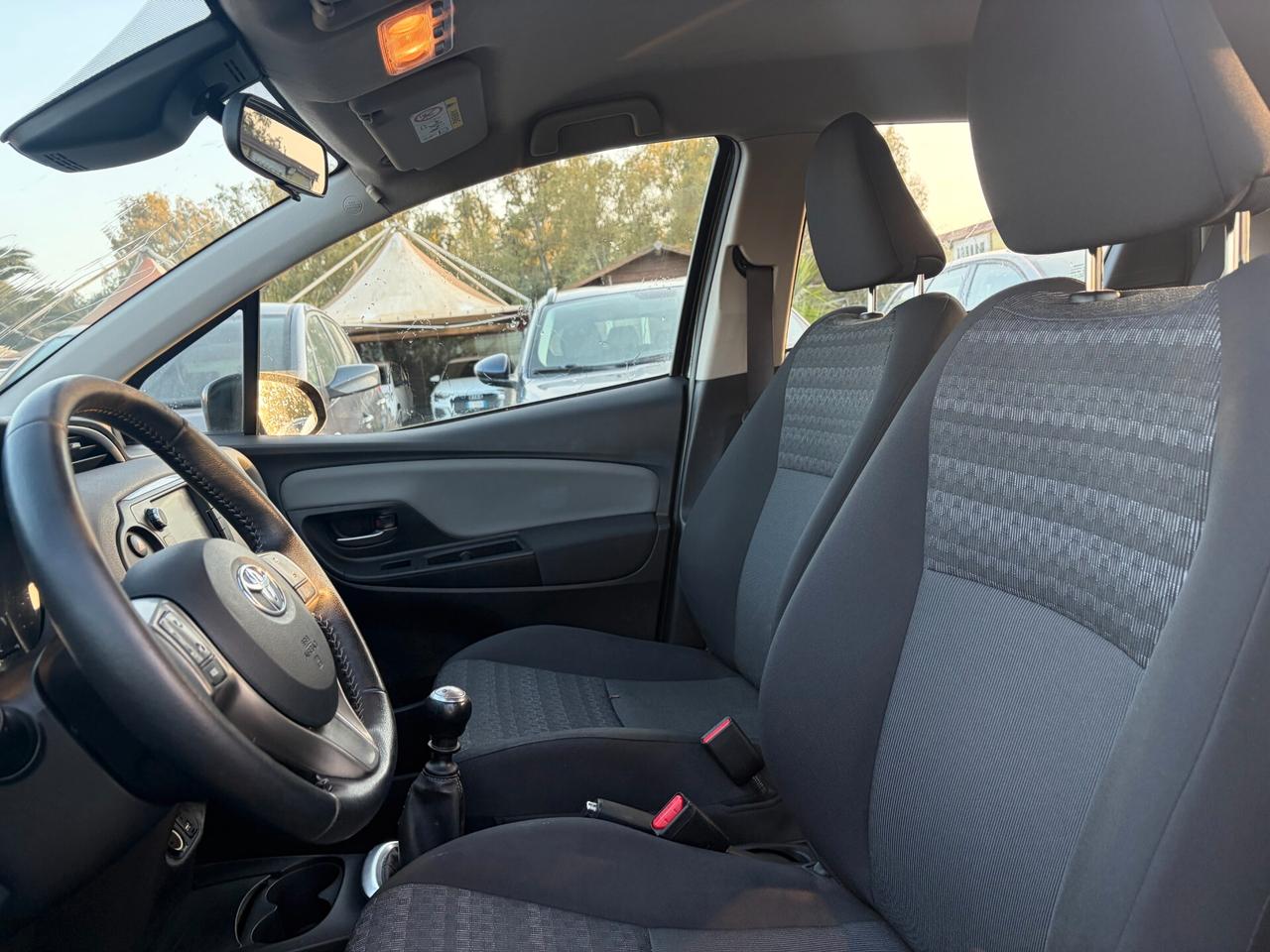 TOYOTA YARIS 1.3 99CV TREND ANNO 2016