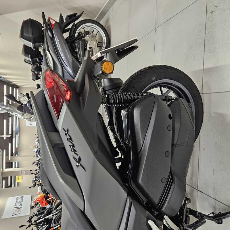 Yamaha X-Max 300 - 2026