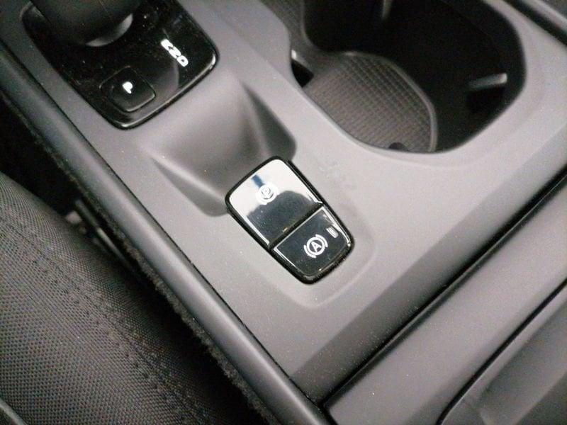 Volvo XC40 1.5 t2 Momentum auto my21