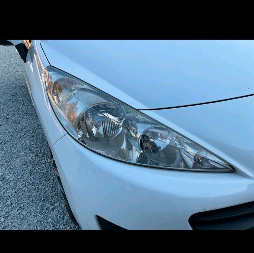 Peugeot 207 1.4 HDi 70CV 5p. Energie 2012