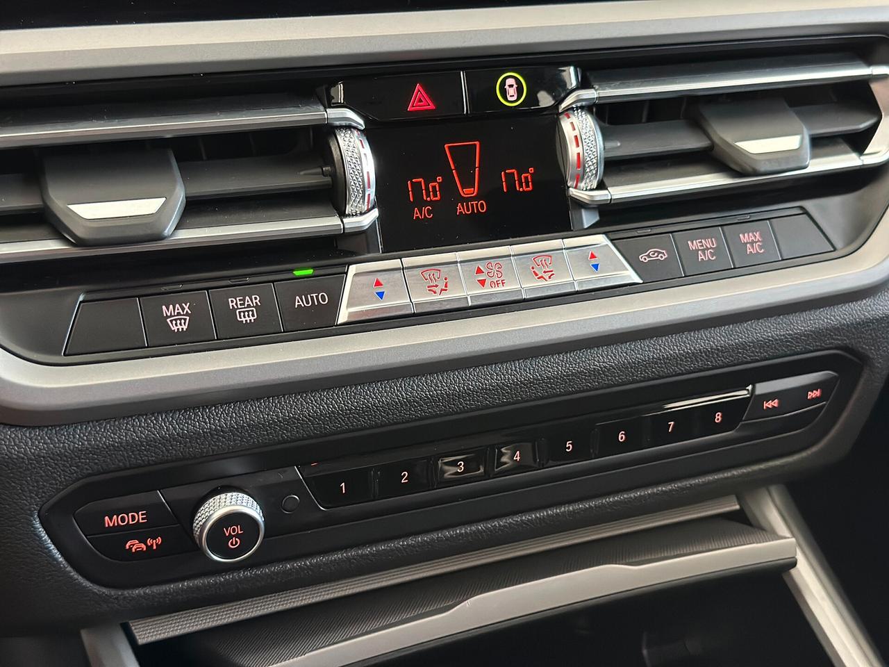 BMW 318 d Touring MHEV Business Advantage auto