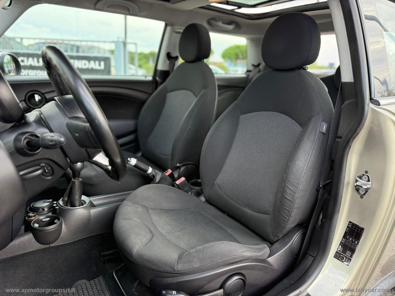 MINI 1.6 16V COOPER D