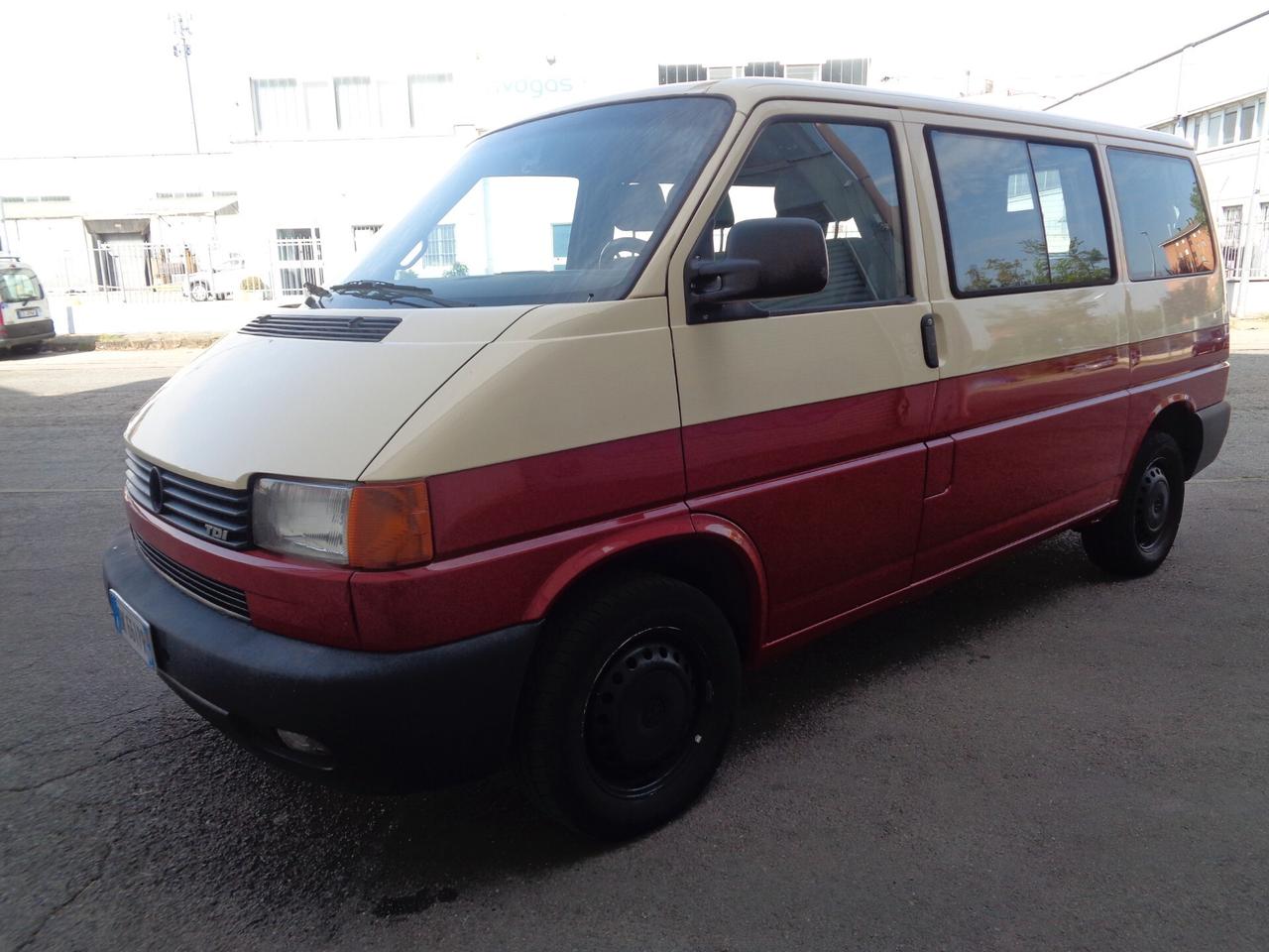Volkswagen Transporter t4 2.5 TDI/102CV cat PL Caravelle
