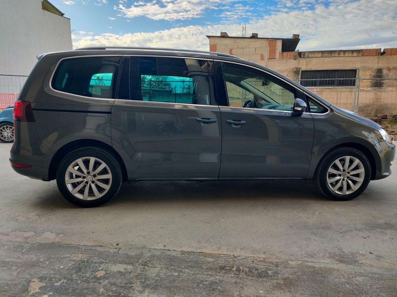 Volkswagen Sharan 2.0 TDI 177 CV SCR DSG Executive BlueMotion Tech.