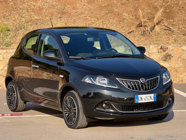LANCIA Ypsilon GOLD+NAVI CARPLAY+SENSORI+LED