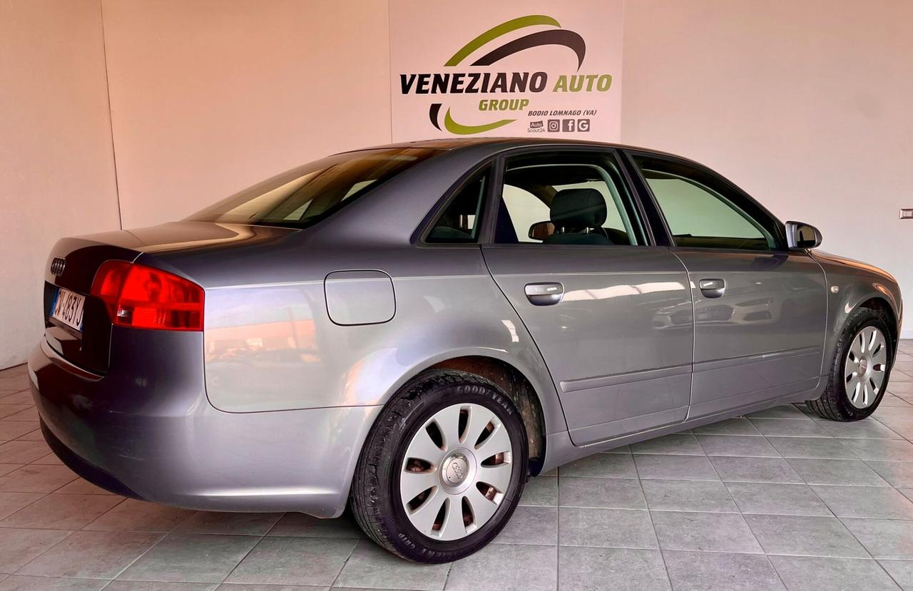 Audi A4 1.6 Sport