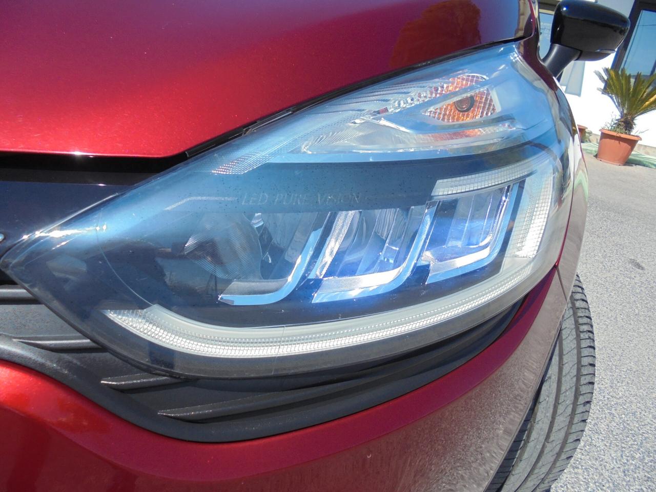 Renault Clio TCe 12V 75 CV 5 porte Moschino Life