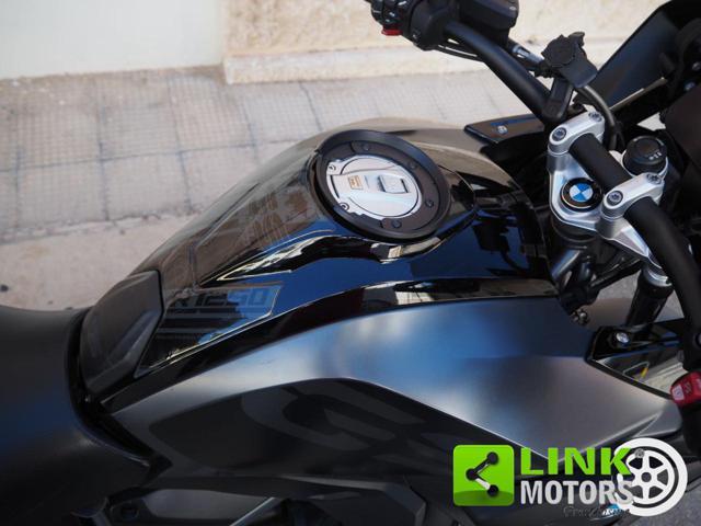 BMW R 1250 GS TRIPLE BLACK
