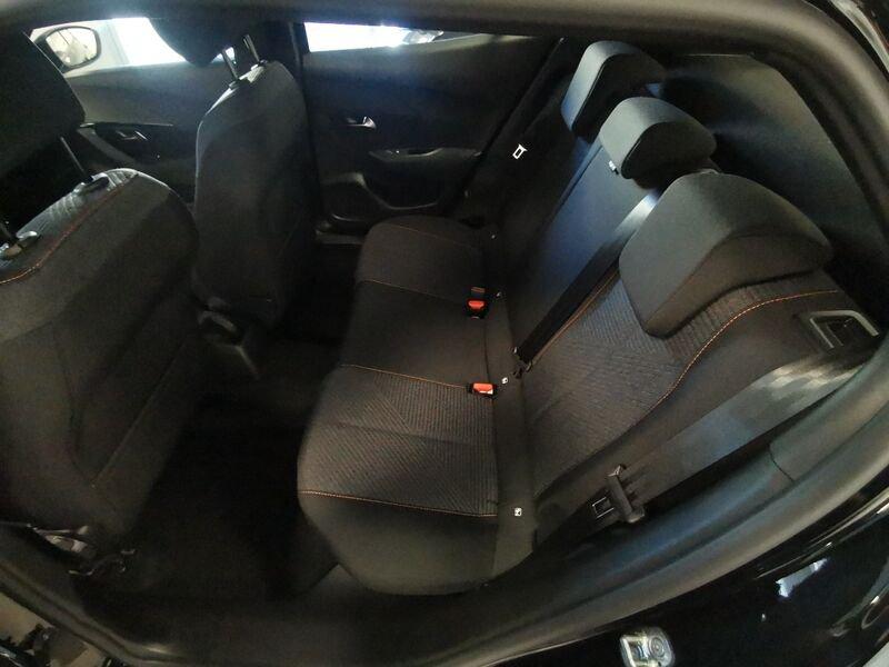 Peugeot 2008 Edition Hybrid 110 e-DCS6