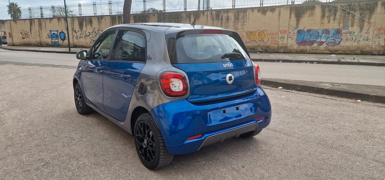 Smart ForFour 90 0.9 Turbo twinamic Brabus Style