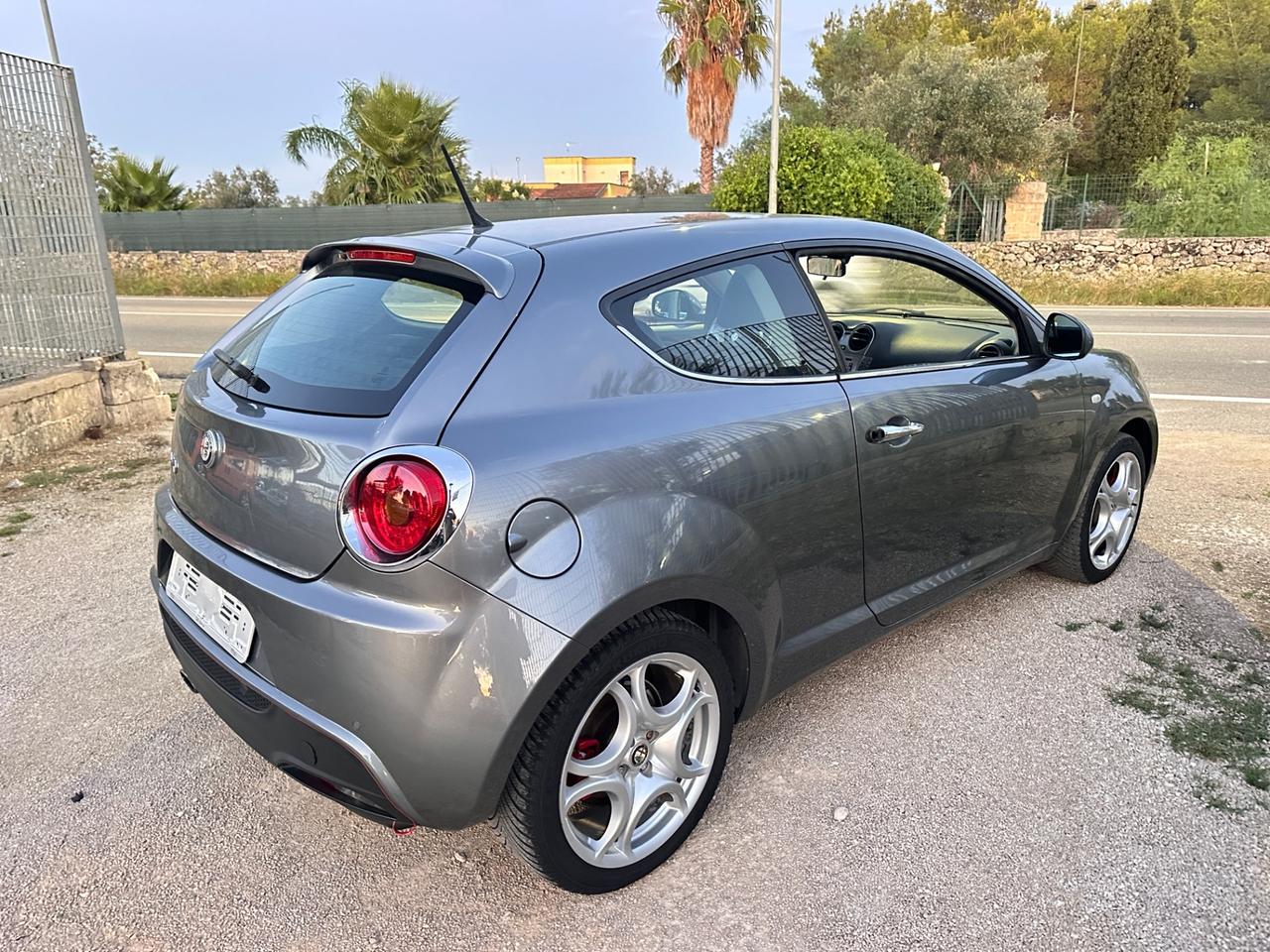Alfa Romeo MiTo 1.3 Mtj Distinctive -2011 PELLE/17"