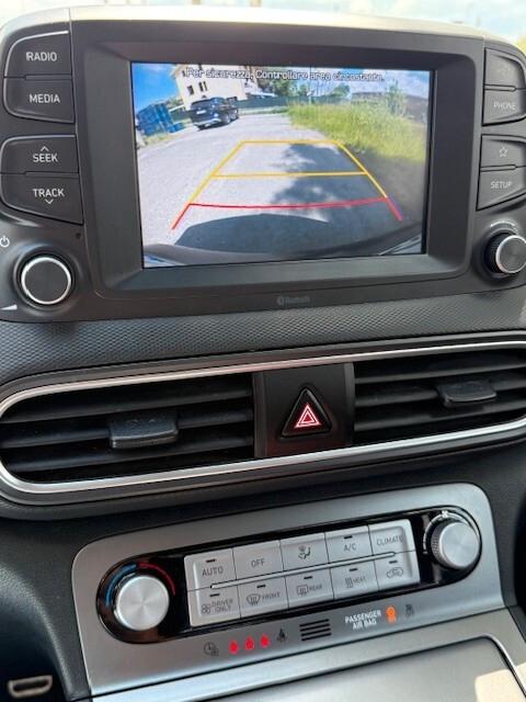 Hyundai Kona elettrica iva esposta