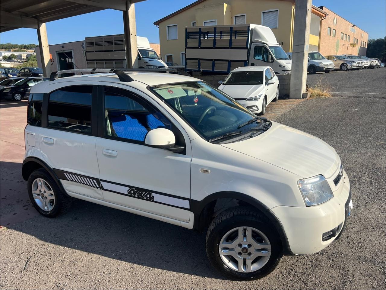 Fiat Panda 1.3 MJT 16V DPF 4x4 Climbing