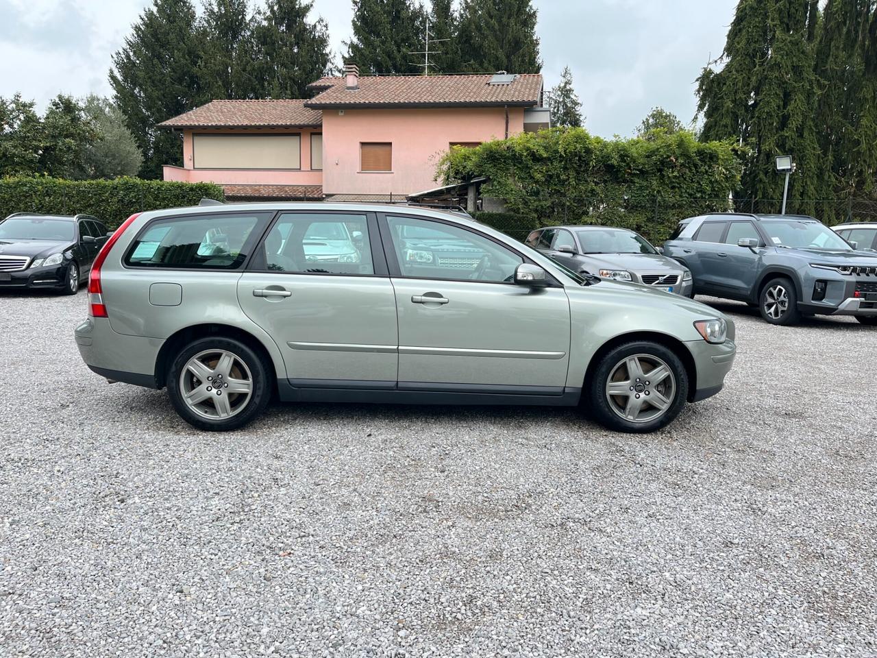 Volvo V50 2.4 D5 cat aut. Momentum