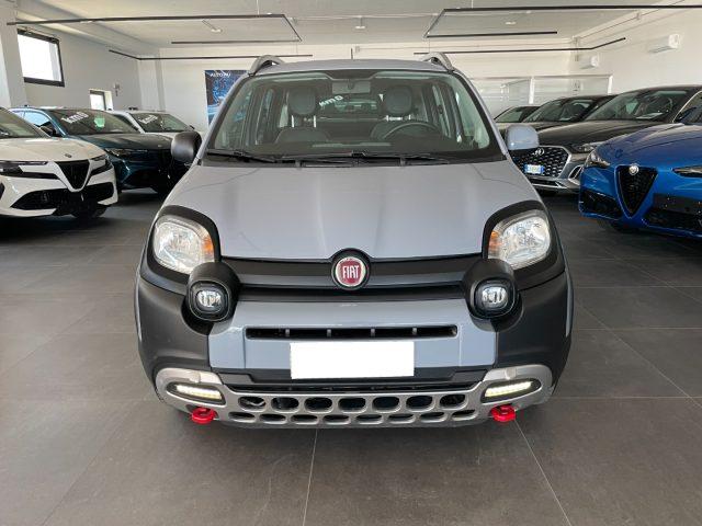 FIAT Panda 1.0 Hybrid 70 CV Cross
