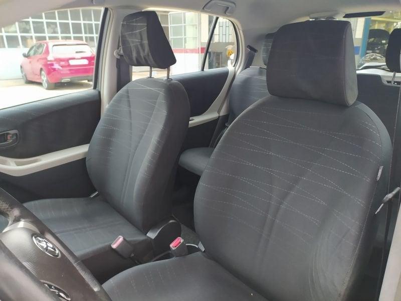 Toyota Yaris Yaris 5p 1.0 Sol