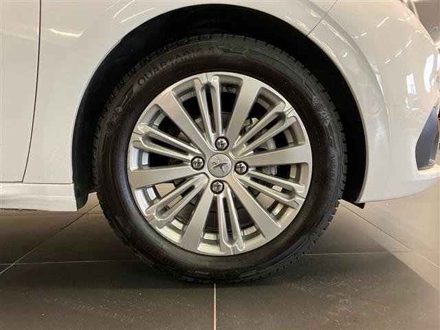 PEUGEOT 208 5 Porte 1.2 PureTech 82cv Active S S neopatent