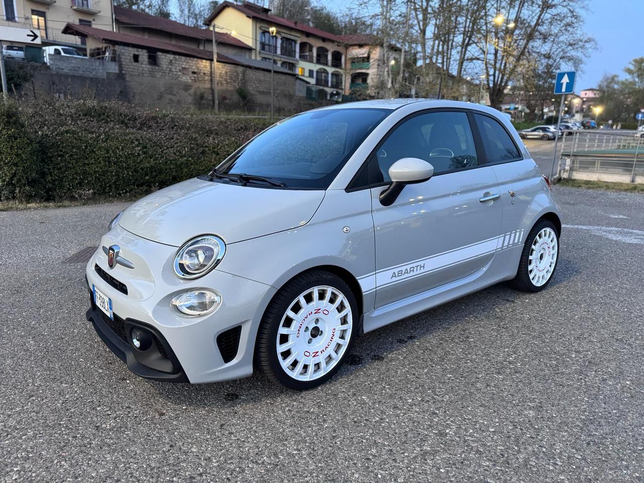 Abarth 595 1.4 Turbo T-Jet 145 CV