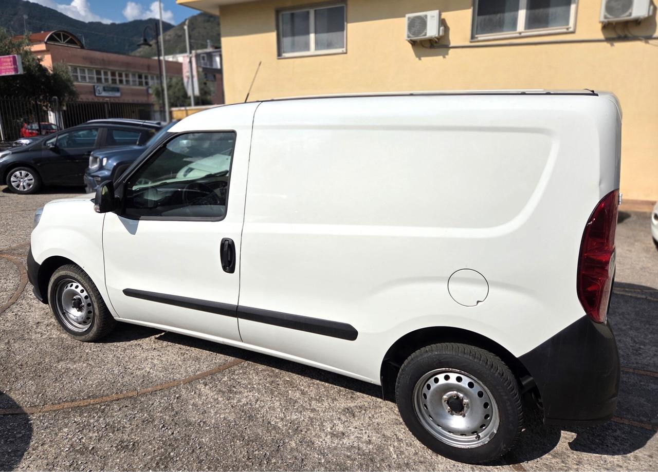 Doblò 1.6 MJT 105CV FURGONE IVA COMPRESA GARANZIA