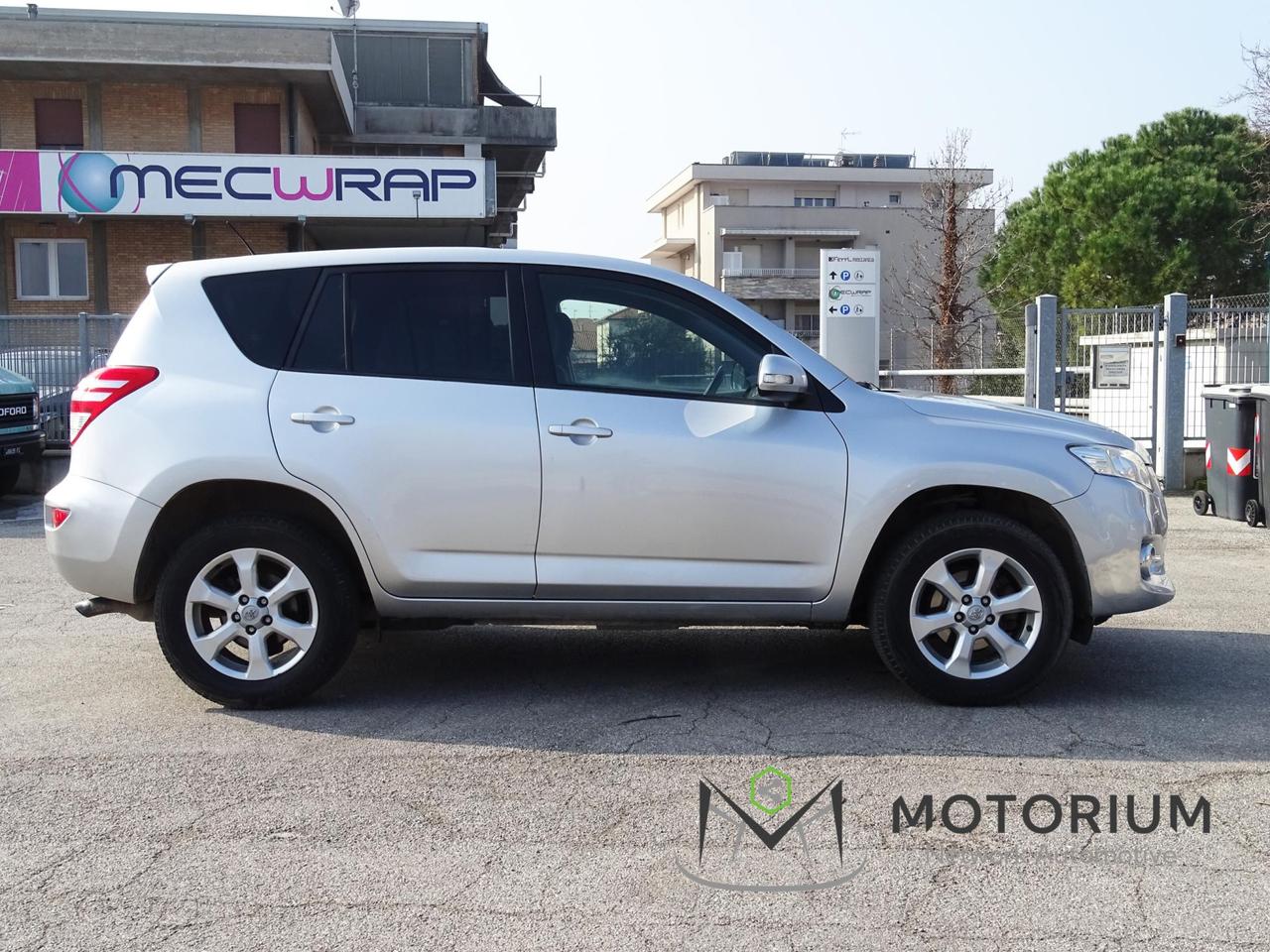Toyota RAV4 5 Porte RAV4 Crossport 2.2 d-4d 2wd 150cv