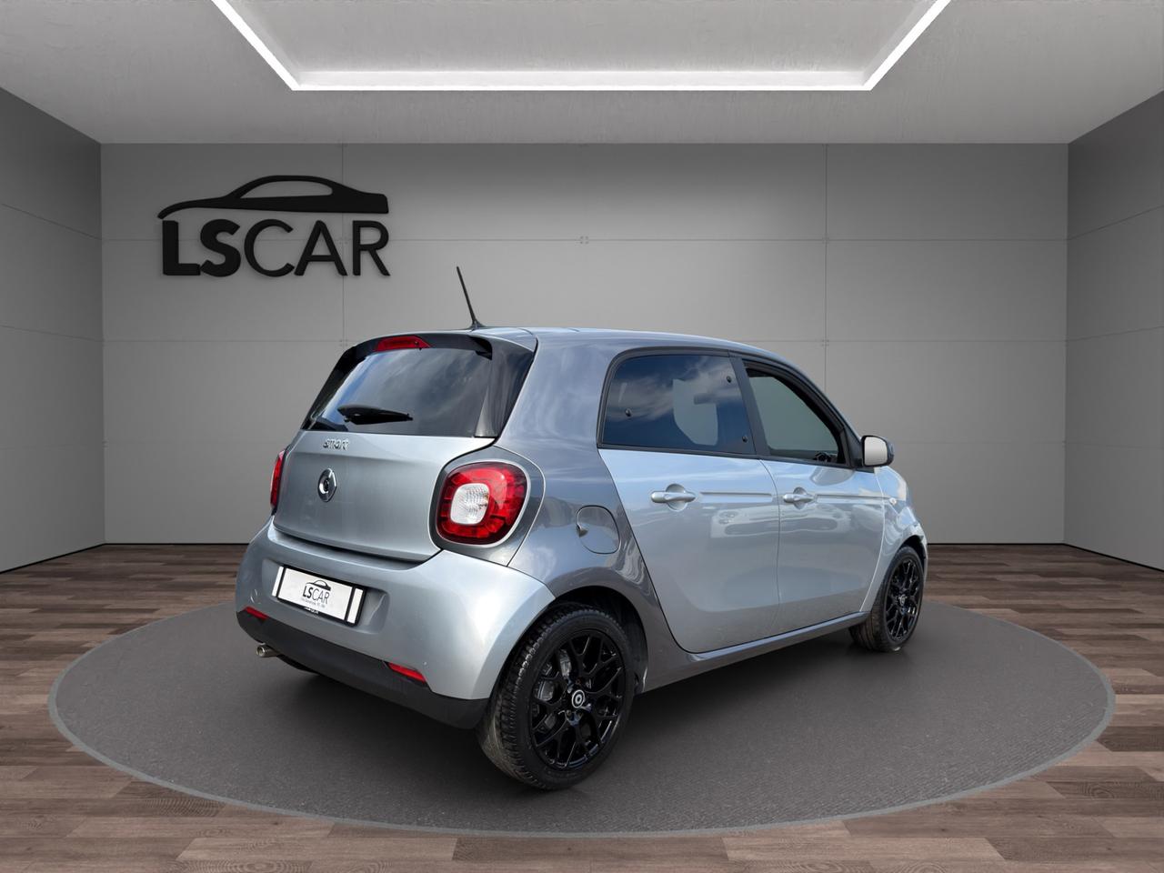 Smart forfour 0.9 t Passion 90cv - Unipro - Promo Finanziamento - Cerchi 16" - Schermo - Retrocamera