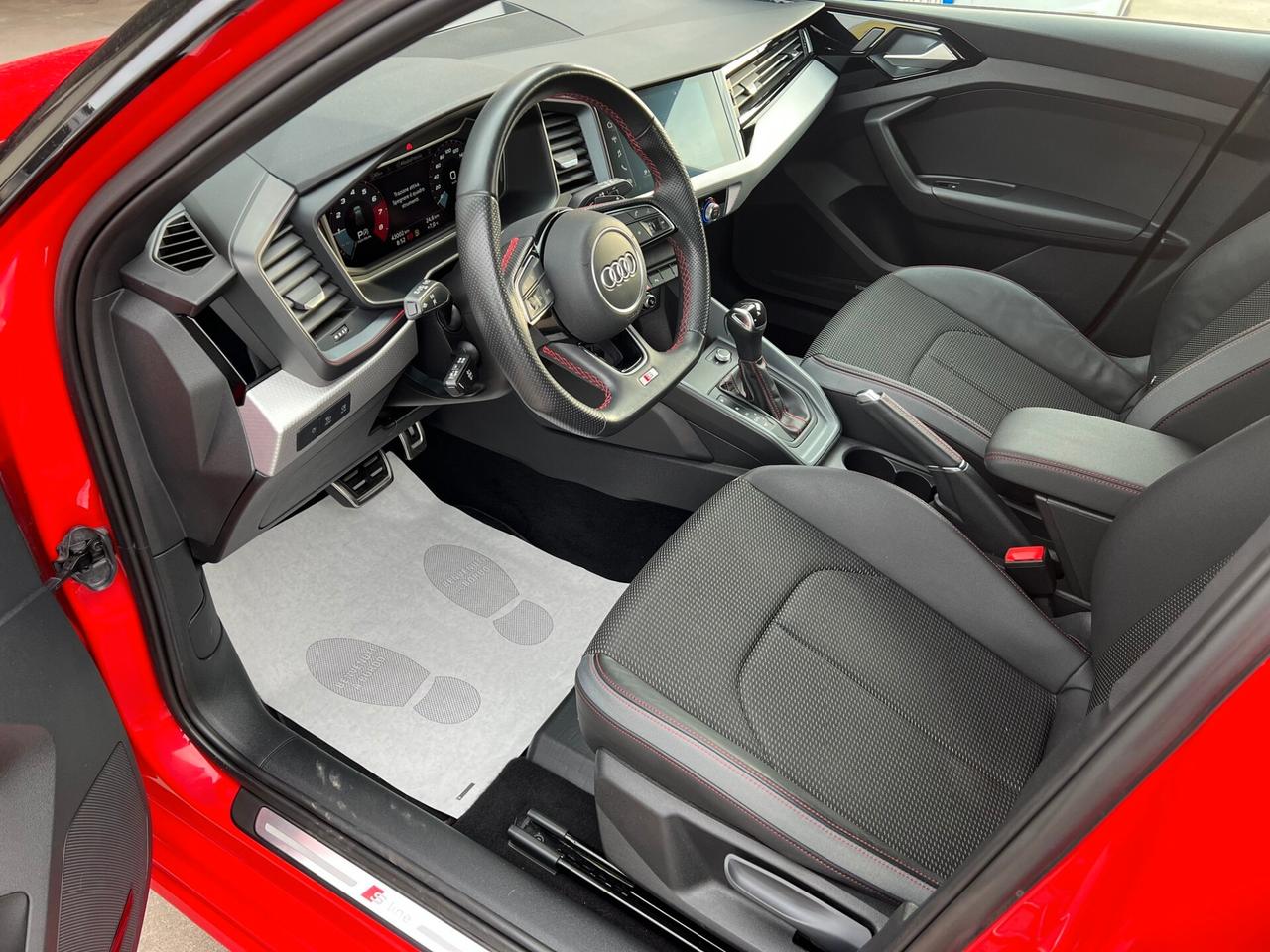 Audi A1 SPB 30 TFSI S tronic line edition