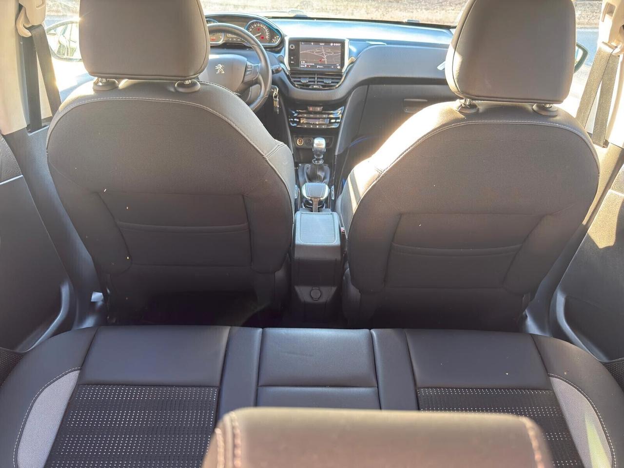 Peugeot 2008 BlueHDi 120 S&S Allure