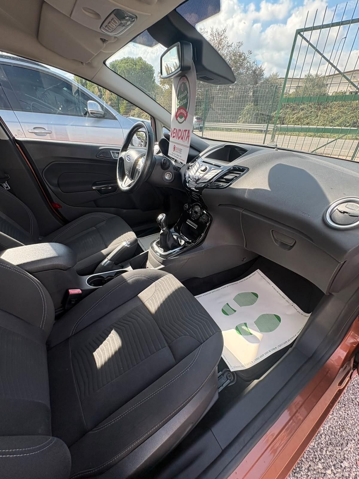 Ford Fiesta 1.0 EcoBoost 100CV 5 porte Powershift Titanium