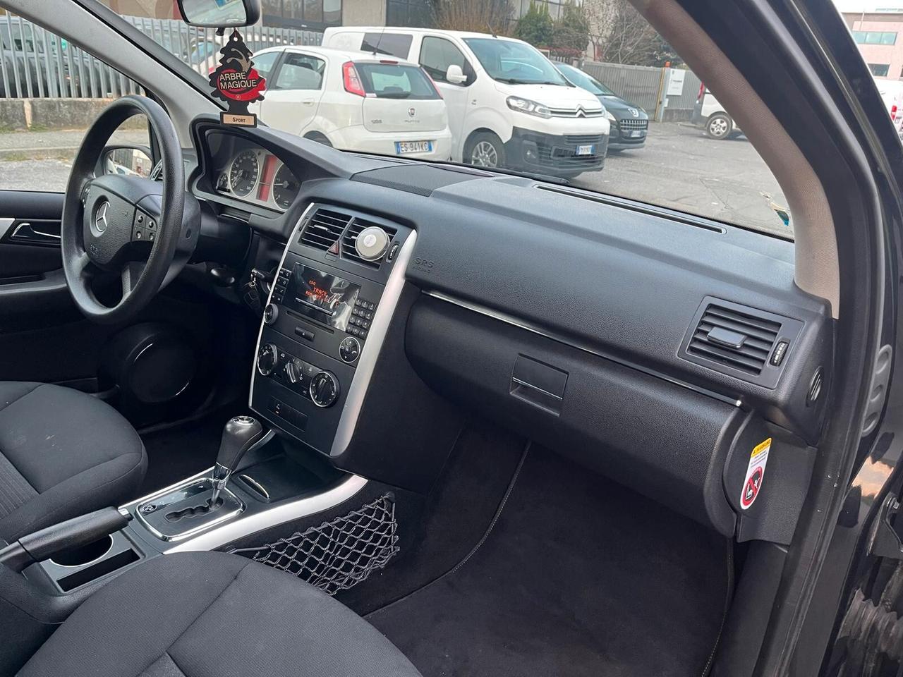 Mercedes-benz B 180 CDI **CAMBIO PROBLEMATICO**