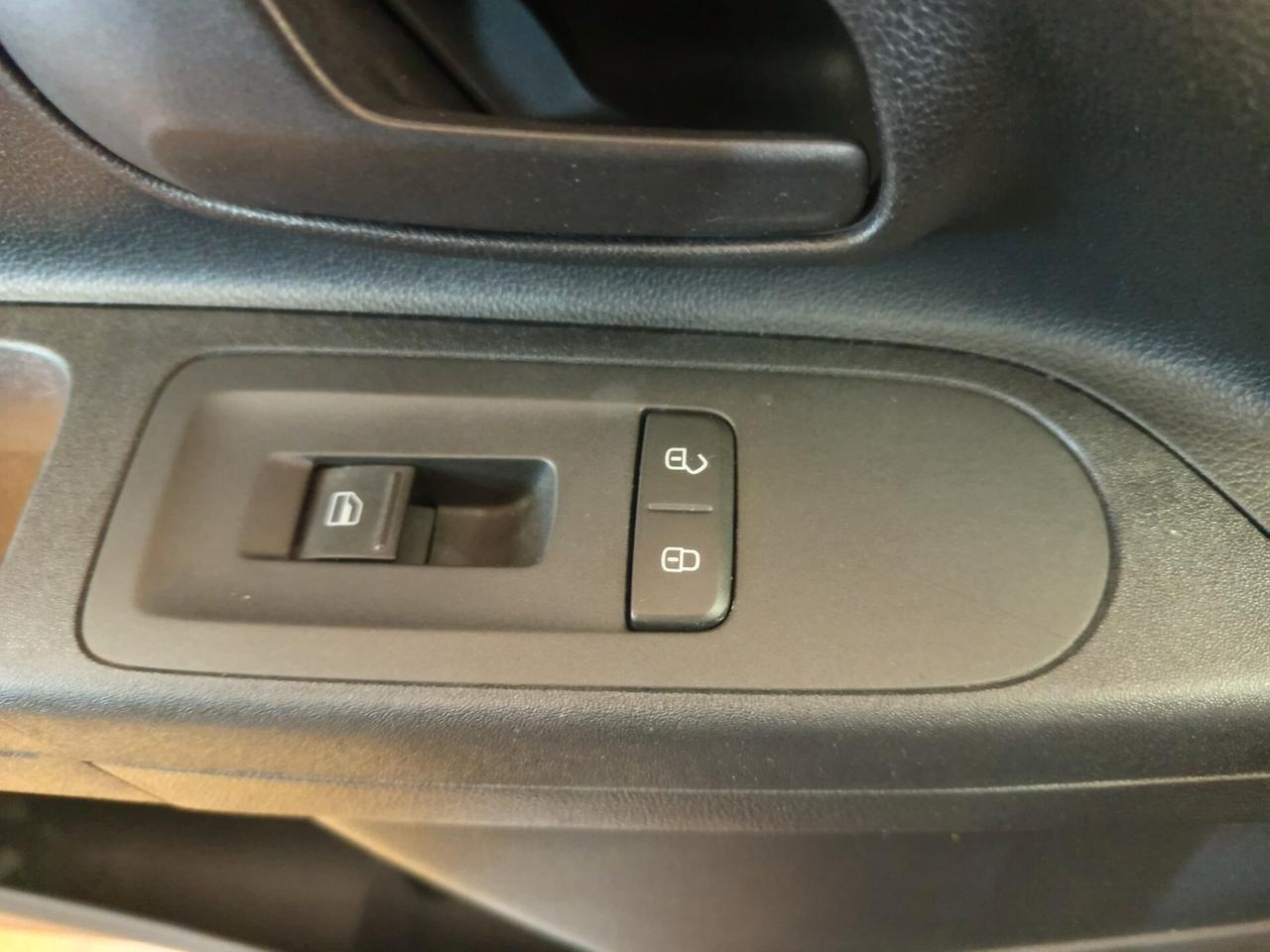 Volkswagen up! 1.0 5p. move ok neopatentati