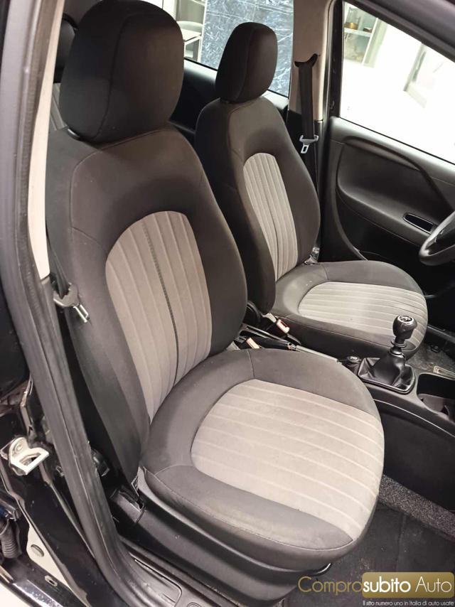 FIAT Punto 1.2 8V 5 porte Street